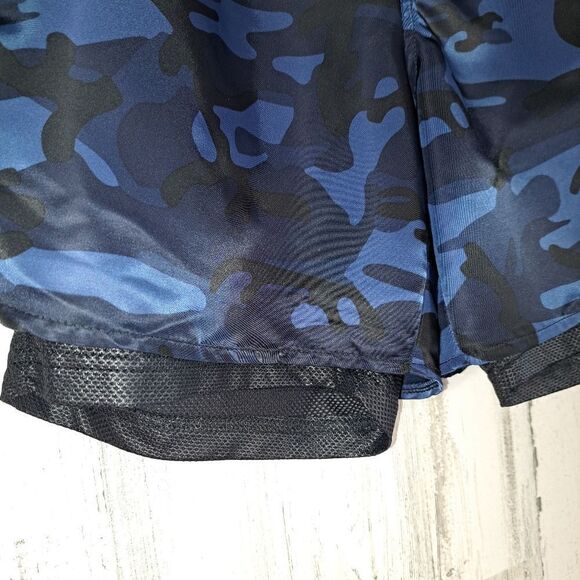 NWT Koral Camo Print Short double lined - Picture 9 of 12